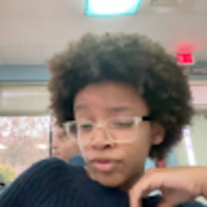 Meet your Posher, Katelyn